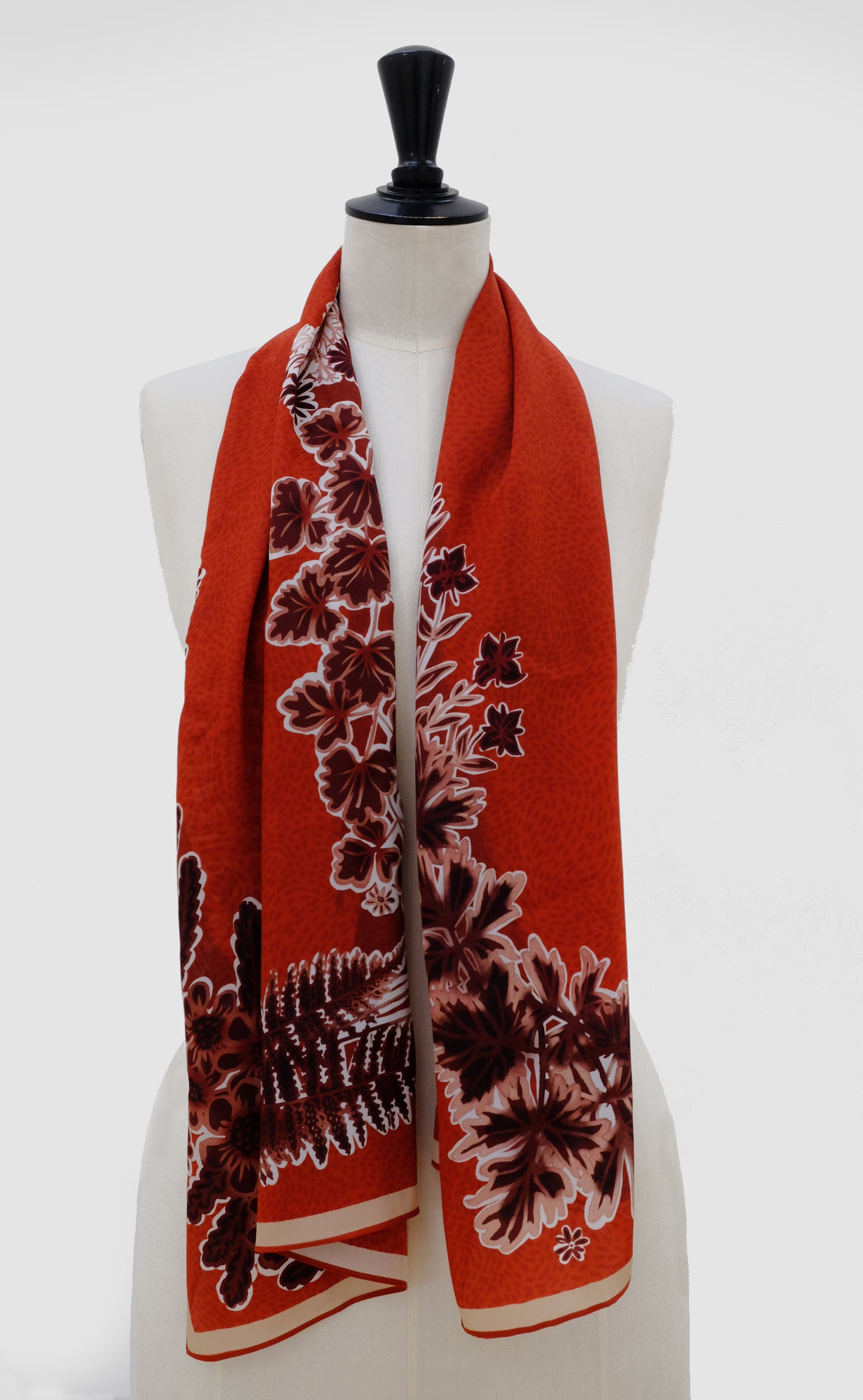 EYRARRÓS SILK SCARF